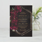 Moody Burgundy Floral Peonies Wedding Kaart (Staand voorkant)