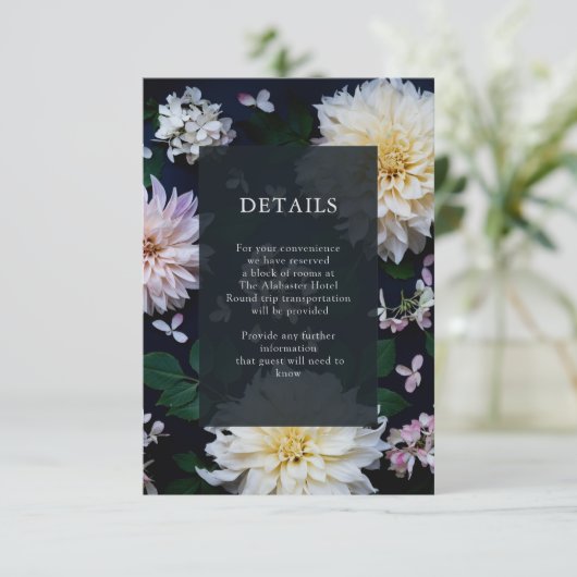 Moody Dahlia Floral Details Enclosure Kaart (Staand voorkant)