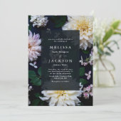 Moody Dahlia Floral Wedding Invitation Kaart (Staand voorkant)