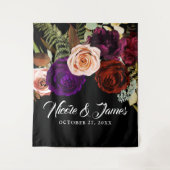 Moody Dark Floral Greenery Bold Wedding Backdrop Wandkleed (Voorkant)