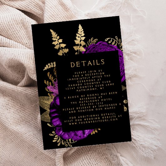 Moody Dark Floral Paarse Gold Wedding Details Informatiekaartje