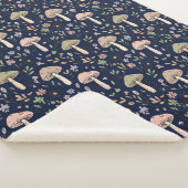 Moody Dark Navy Fungi | Dark Academia Luxury Gift Sherpa Deken (3/4)