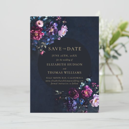 Moody Donker Elegant Bloemen Navy Foto Bruiloft Save The Date (Staand voorkant)
