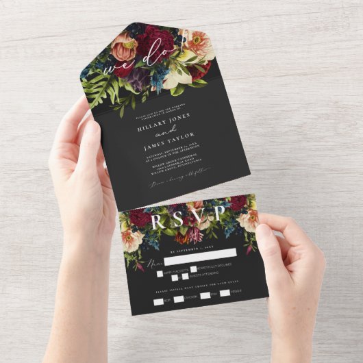 Moody Floral Bourgogne Kalligrafie Bruiloft All In One Uitnodiging (Afscheurbaar)