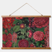 Moody Florals Black en Burgundy  Hangend Wandkleed (Voorkant)