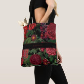 Moody Florals Zwart & Bourgondië Monogram Tote Bag (Dichtbij)