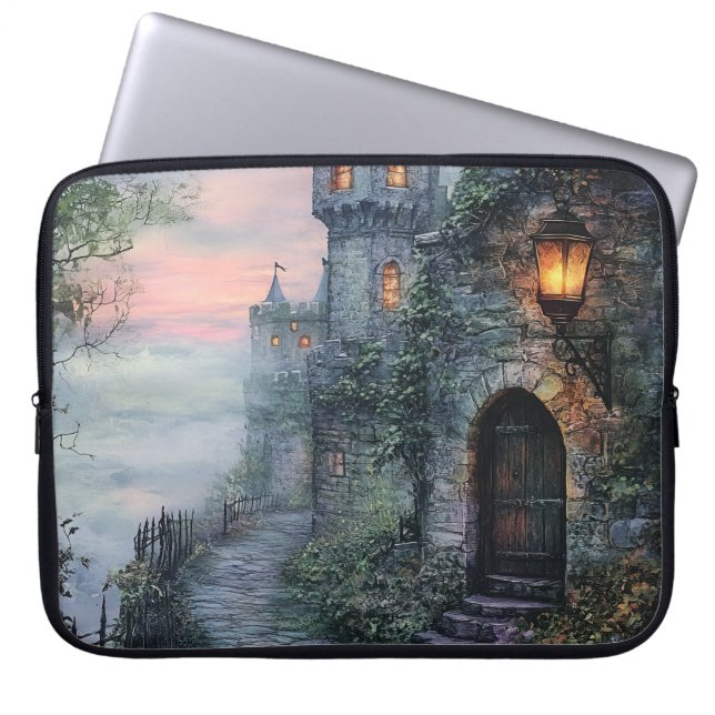 MOODY FOGGY IRISH CASTLE SCENE LAPTOP SLEEVE (Voorkant)