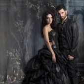 Moody Gothic Dark Veiled Arch & Lantaarns XLarge Wandkleed