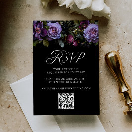 Moody Gothic Paarse Bloemen Bruiloft QR Code RSVP Kaartje