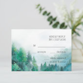 Moody groen en wit Waterverf bos bruiloft RSVP Kaartje (Staand voorkant)