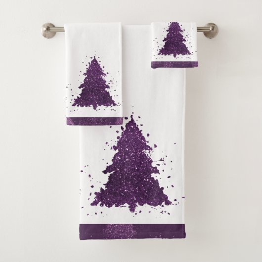 Moody Kerstboom | donkere pruim Paarse splatter Bad Handdoek (Insitu)