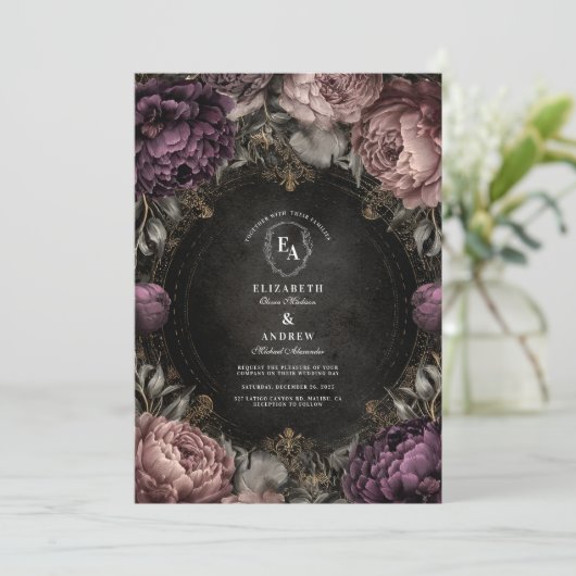Moody Mauve Peony Gothic Wedding Kaart (Staand voorkant)