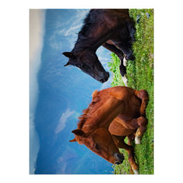 Moody Mountain Horses: Een fijne kunst reis  Perfect Poster