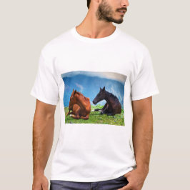 Moody Mountain Horses: Een fijne kunst reis  T-shirt