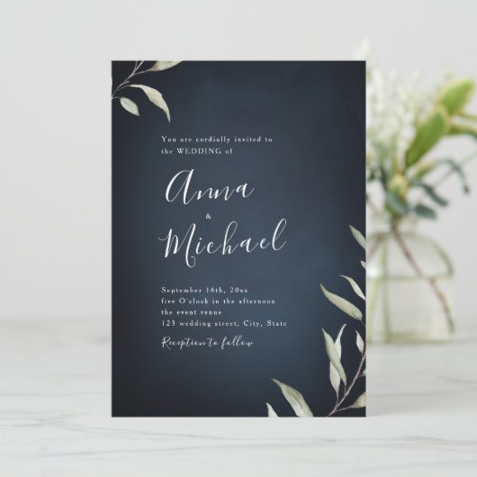 Moody navy minimale botanische bruinbruiloft kaart (Staand voorkant)