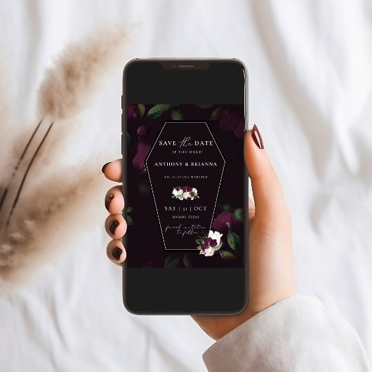 Moody Paarse Bloom Coffin Bewaar de datum Bruiloft Kaart