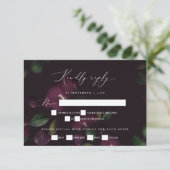 Moody Paarse Blooms Gothic Wedding RSVP Kaartje (Staand voorkant)