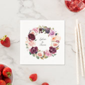 Moody Paarse Floral en Fig Wreath Names Wedding Servet (Insitu)