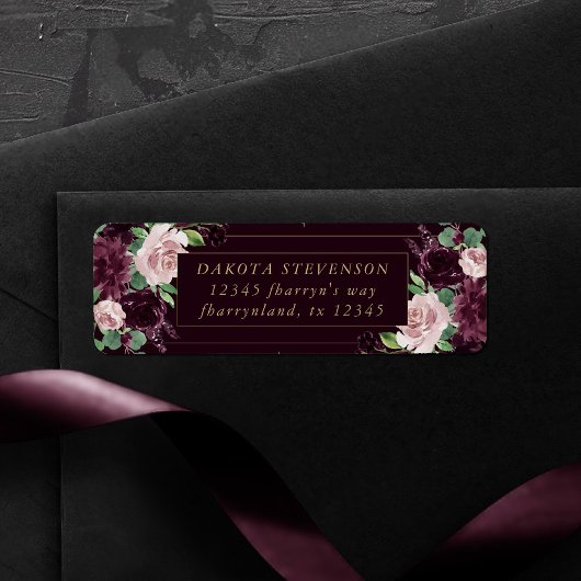 Moody Passion | Dramatische Paarse Wijn Roos Adres Etiket