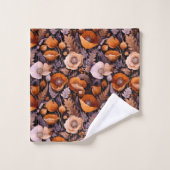 Moody poppies on black pattern bad handdoek (Wasdoekje)