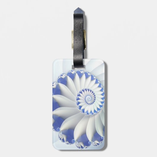 Mooi blauw en wit Zee Shell Fine Fractal Art Bagagelabel (Achterkant verticaal)