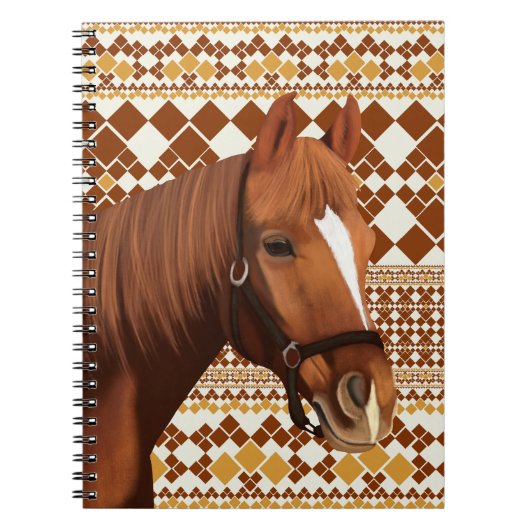 Mooi bruin paard op aards geometrisch patroon notitieboek (Voorkant)