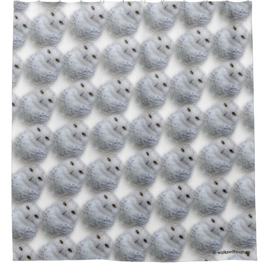 Mooi, drommelig en Serene Snowy Owl Douchegordijn (Voorkant)