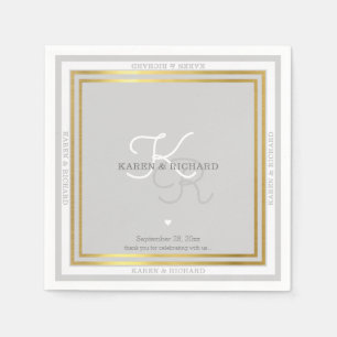 Mooi gedetailleerde monogrammed bruiloft receptie servetten