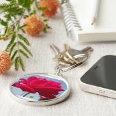 Mooi hemels Roos rood tegen blauw Sleutelhanger (Zijkant)