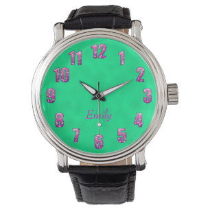 Mooi horloge met roze florale getallen en naam