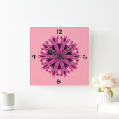 Mooi in roze vierkante klok (Huis)