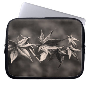 Mooi Japans leder lef-portret Sepia Laptop Sleeve