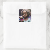 Mooi klein meisje met een teddybeer vierkante sticker (Tas)