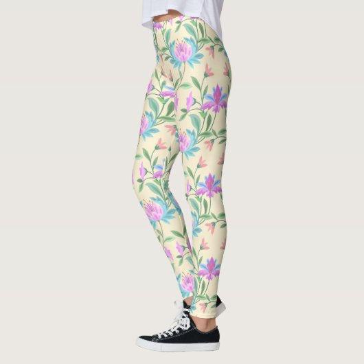 Mooi Lilly Seamless Pattern Leggings (Links)