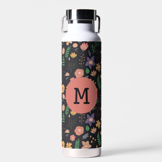 Mooi modern donker bloempatroon monogram waterfles (Voorkant)