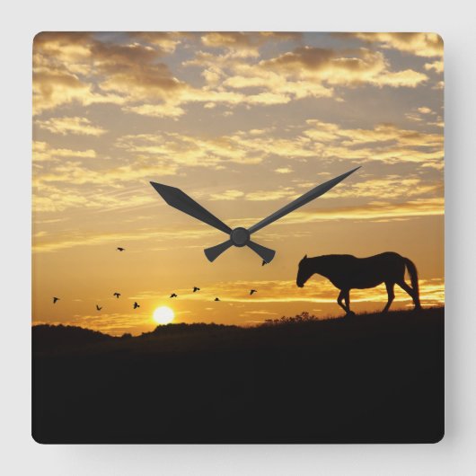Mooi paard in de Sunset Clock Vierkante Klok (Voorkant)