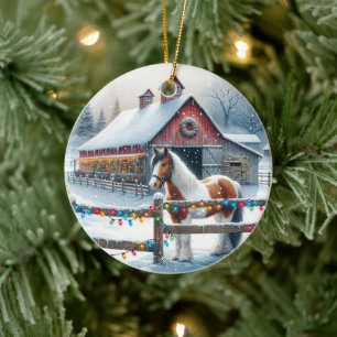 Mooi Paard op een Kerst Boerderij Gepersonaliseerd Keramisch Ornament