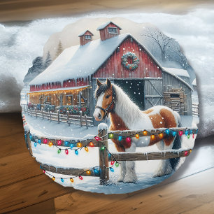 Mooi Paard op een Kerst Boerderij Gepersonaliseerd Rond Kussen