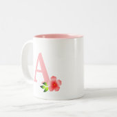 Mooi roze monogram met bloem op wit tweekleurige koffiemok (Voorkant links)