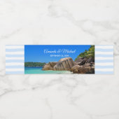 Mooi tropisch Zee Rocky Coastline Wedding Waterfles Etiket (Enkel label)