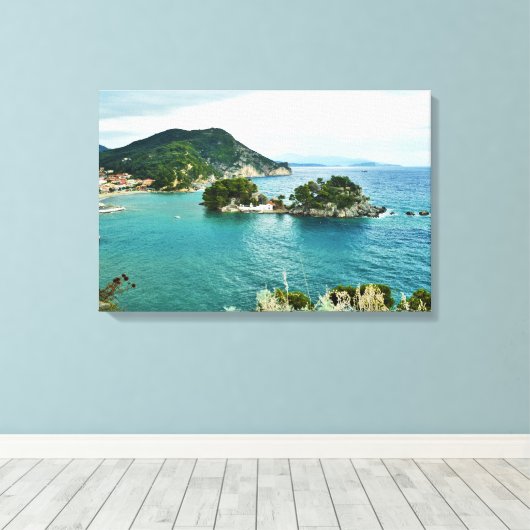 Mooi uitzicht van Parga eilandje, Griekenland Canvas Afdruk (Insitu (Houten vloer))