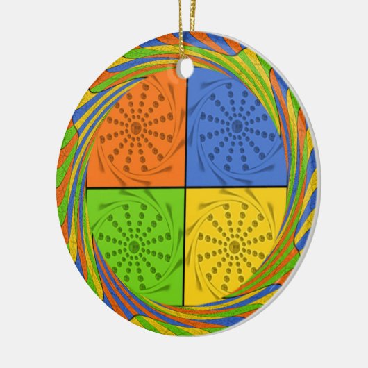 Mooi vet Egyptisch patroon: een oogverblindend ont Keramisch Ornament (Links)