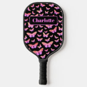 Mooi Vlinderpatroon Monogram Naam Roze Pickleball Paddle (Achterkant)