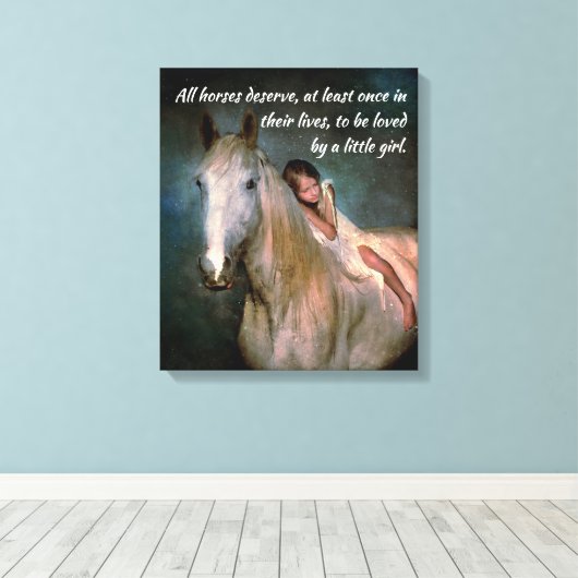 Mooi wit paard en klein meisje Sierkussen Canvas Afdruk (Insitu (Houten vloer))