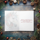 Mooi wit paard met rode bloemen kerst feestdagen kaart