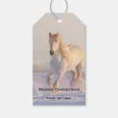 Mooi wit paard rennen in de sneeuw Kerstmis Cadeaulabel (Voorkant)