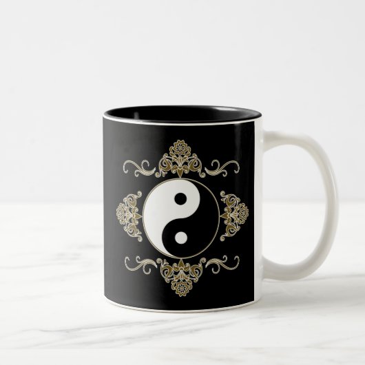 Mooi Yin Yang-ontwerp in zwart-wit en goud Tweekleurige Koffiemok (Rechts)