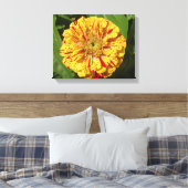 Mooi Zinnia Canvas Afdruk (Insitu (Slaapkamer))