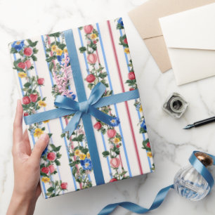 Mooie aardbeien en bloemen bruids cadeaupapier