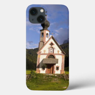 Mooie afgelegen eenzame kerk genaamd Rainui iPhone 13 Hoesje